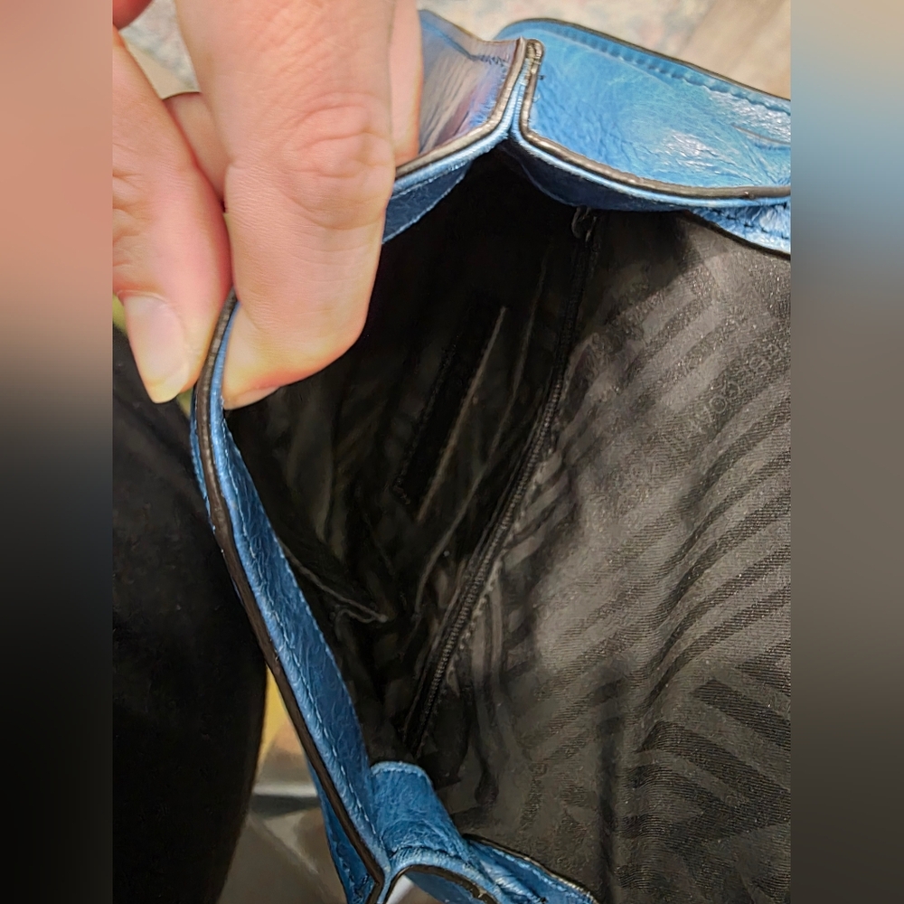 Rebecca Minkoff Royal Blue Leather Crossbody Bag - Like New - Picture 9 of 13